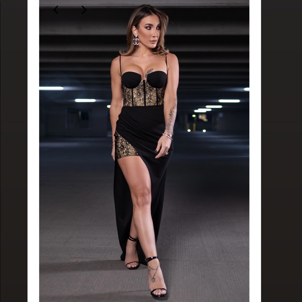 By Egreis Rena Dress